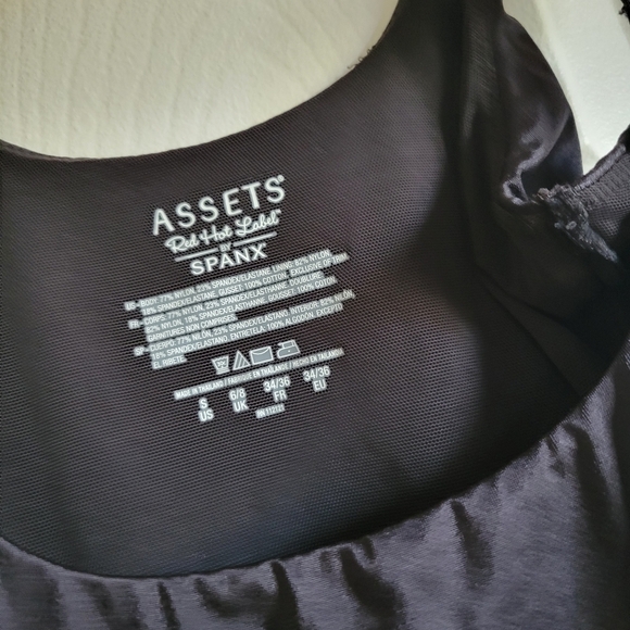 Assets By SPANX Shapewear Bodysuit Shaping Tank Black Open Bust Shaper Size S - Picture 4 of 5